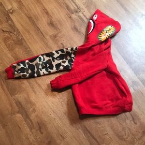 BAPE hoodie red and camo critified rep